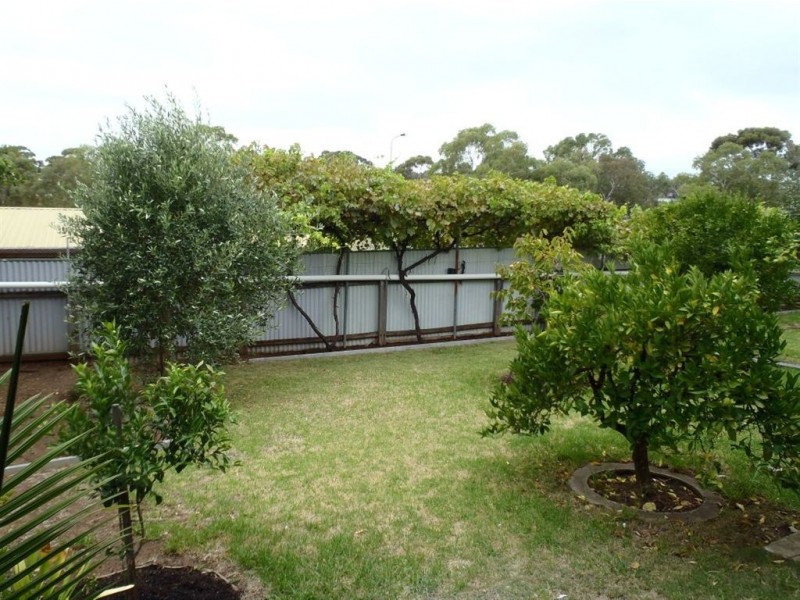 15 Oswin Court, Morphett Vale SA 5162