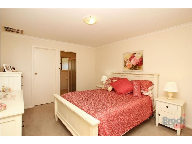 44 Caswell Drive, Hallett Cove SA 5158