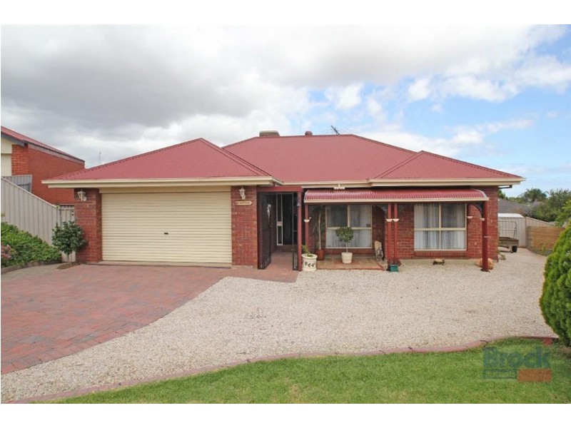 6 Harbury Ct, Onkaparinga Hills SA 5163