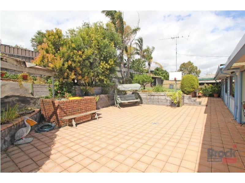 4 Wayside Drive, Hallett Cove SA 5158