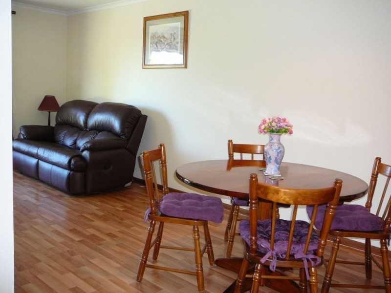 4 Wayside Drive, Hallett Cove SA 5158