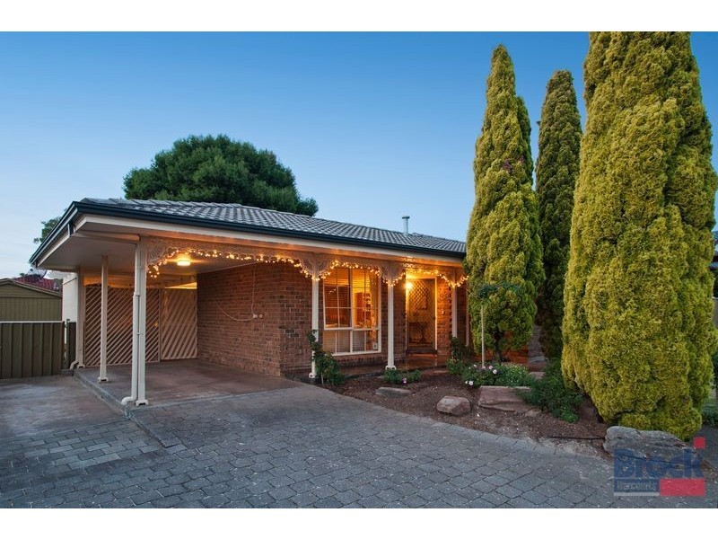 32 Barramundi Drive, Hallett Cove SA 5158