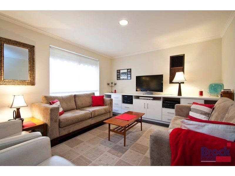 32 Barramundi Drive, Hallett Cove SA 5158