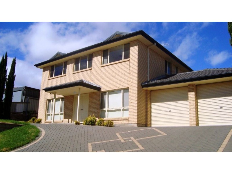 11 Fairhill Street, Hallett Cove SA 5158