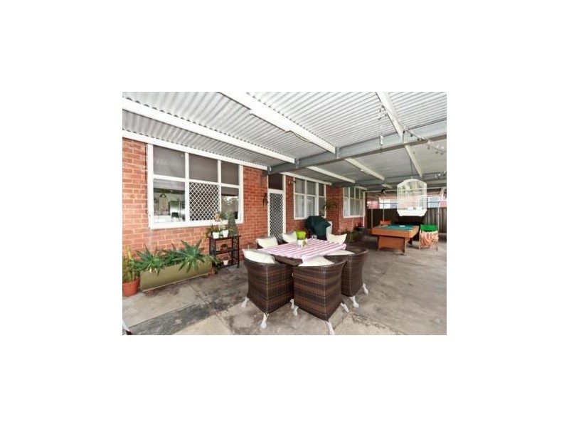 317 Oaklands Rd, Marion SA 5043