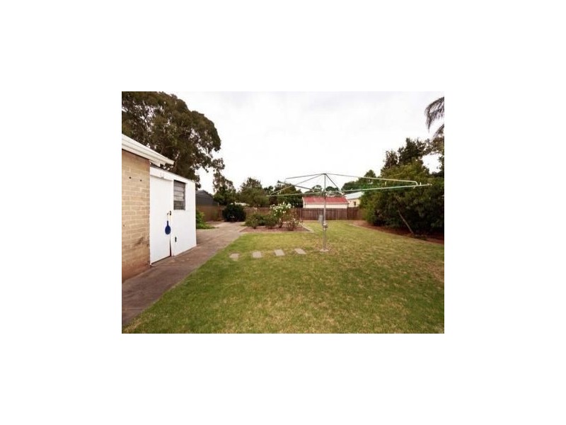 317 Oaklands Rd, Marion SA 5043