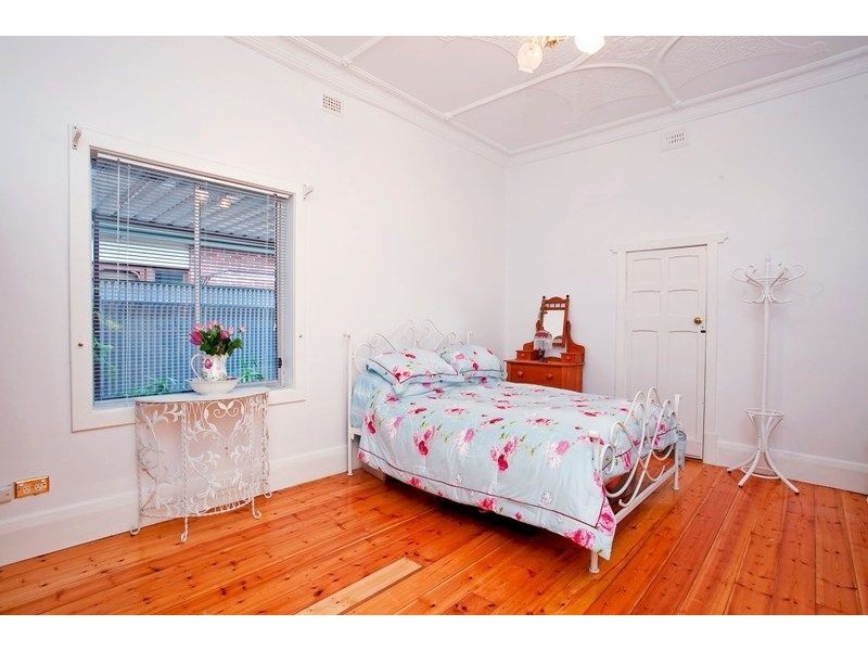 47 East Parade, Kingswood SA 5062