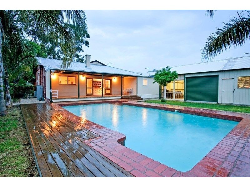 47 East Parade, Kingswood SA 5062