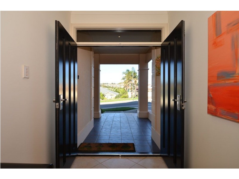 35 Cormorant Drive, Hallett Cove SA 5158