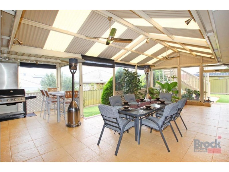 43 Lerunna Avenue, Hallett Cove SA 5158