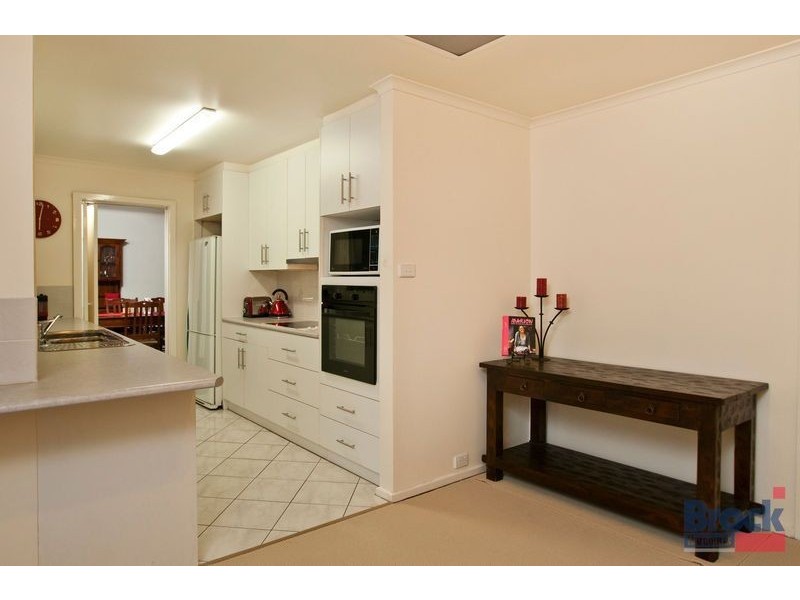 27 South Avenue, Hallett Cove SA 5158