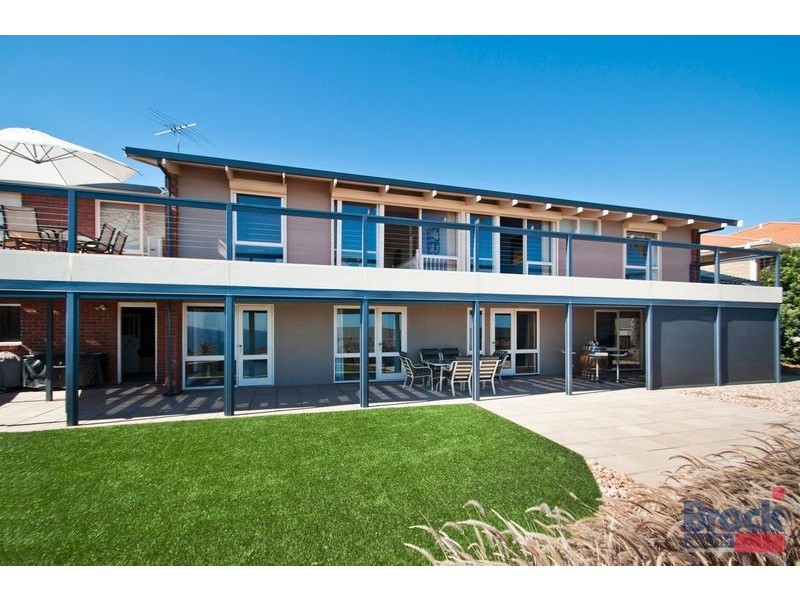 1 Arafura Court, Hallett Cove SA 5158