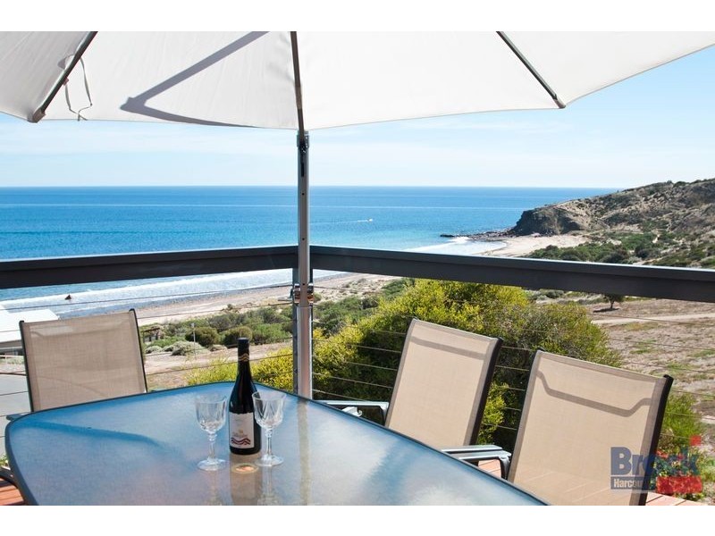 1 Arafura Court, Hallett Cove SA 5158