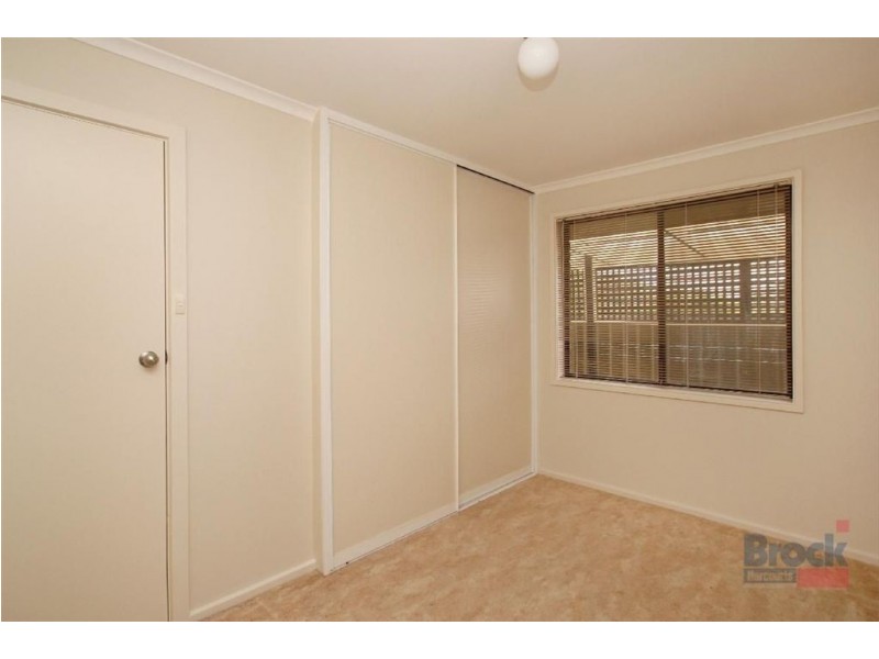 1 Barossa Crescent, Hallett Cove SA 5158