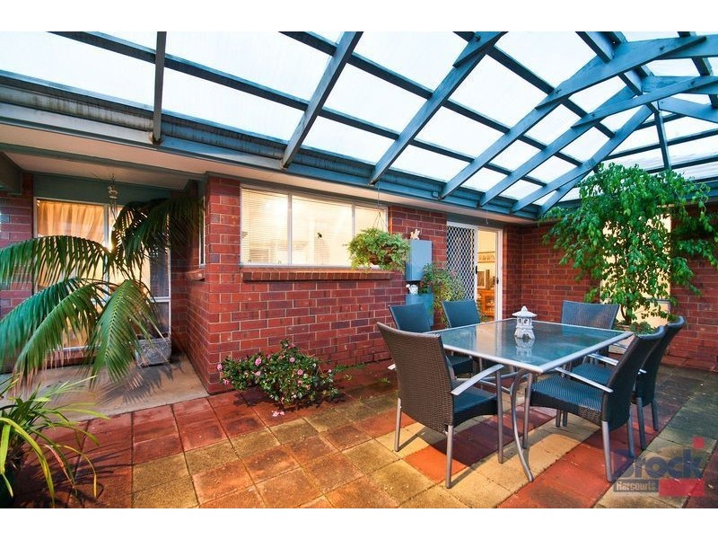 2 Deakin Court, Trott Park SA 5158