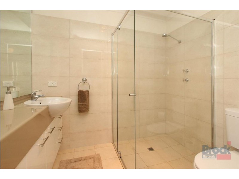 26 Coringle Crescent, Hallett Cove SA 5158