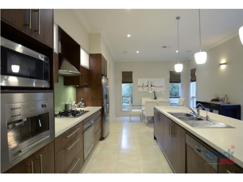 1 Norfolk Street, Flagstaff Hill SA 5159