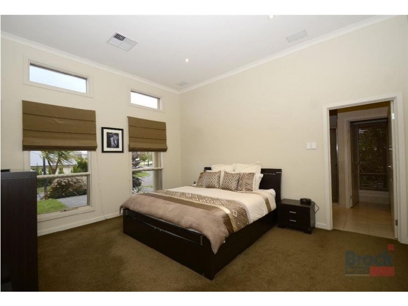 1 Norfolk Street, Flagstaff Hill SA 5159