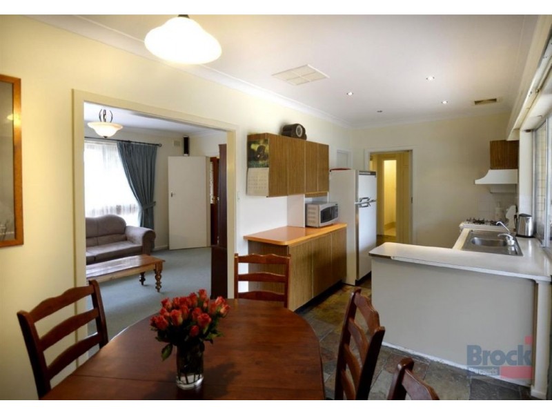 6 Claudia Street, Para Vista SA 5093