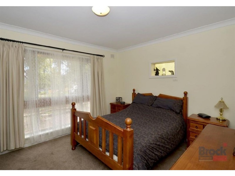6 Claudia Street, Para Vista SA 5093