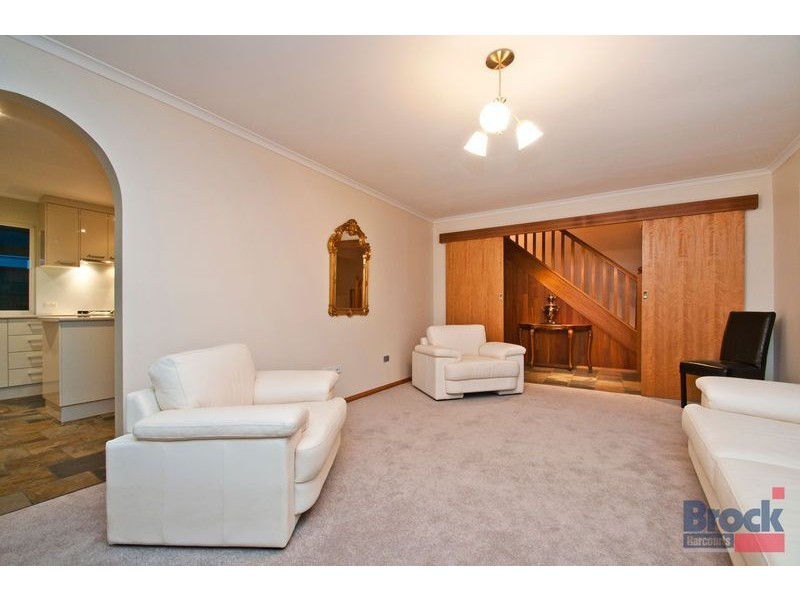 17 Takari Court, Hallett Cove SA 5158