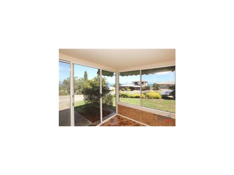 36 Kurrambi Crescent, Hallett Cove SA 5158