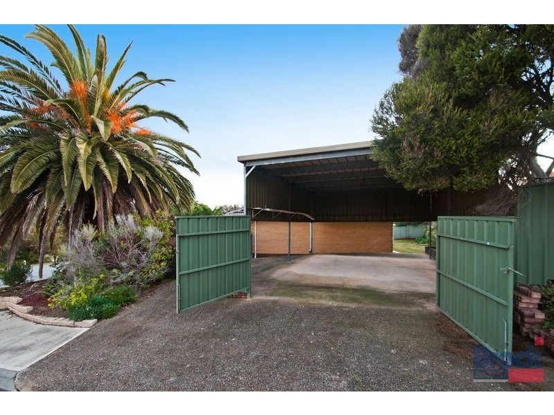 23 Columbia Crescent, Hallett Cove SA 5158