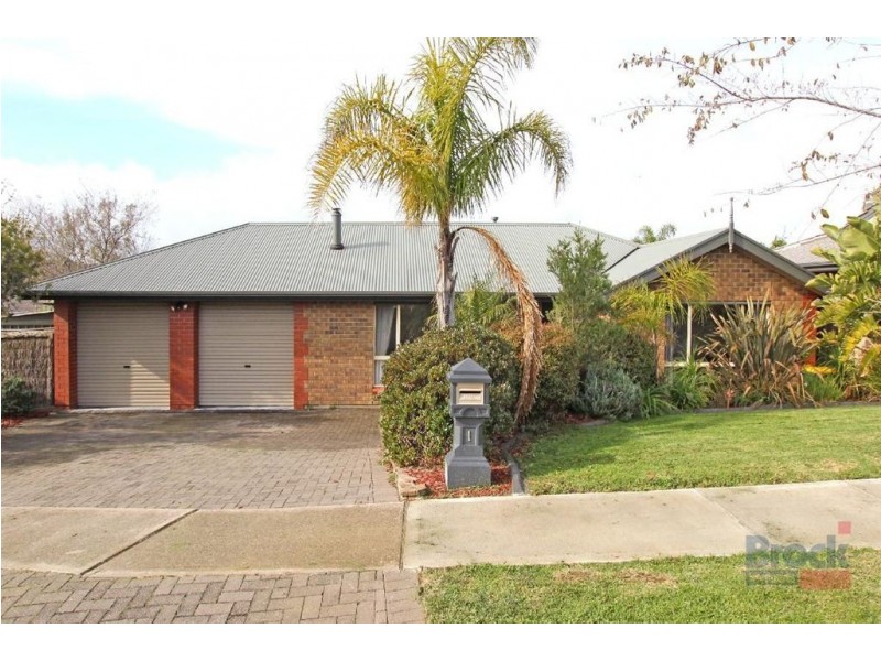 1 Brampton Court, Hallett Cove SA 5158