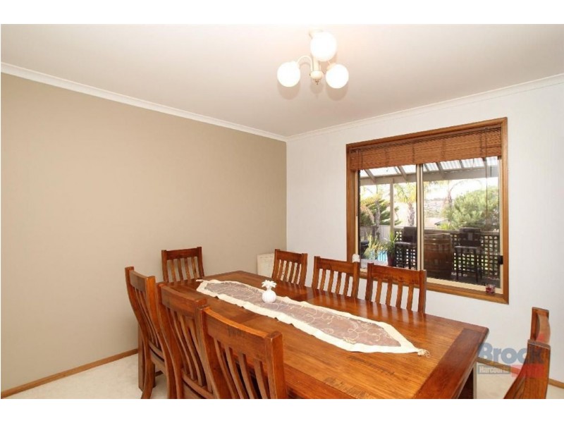 1 Brampton Court, Hallett Cove SA 5158