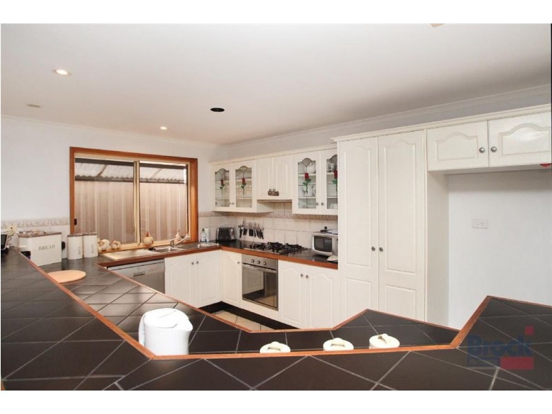 1 Brampton Court, Hallett Cove SA 5158