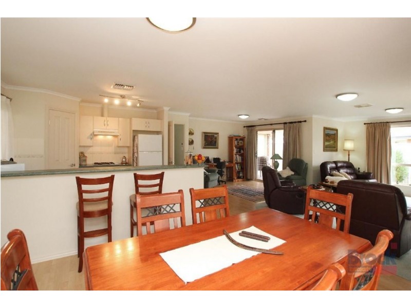 17 Caroline Close, Sheidow Park SA 5158