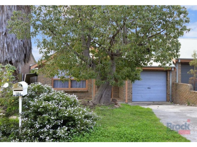 18a Moor Crescent, Hallett Cove SA 5158