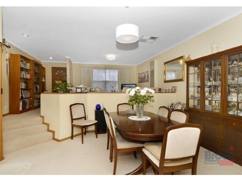 18a Moor Crescent, Hallett Cove SA 5158
