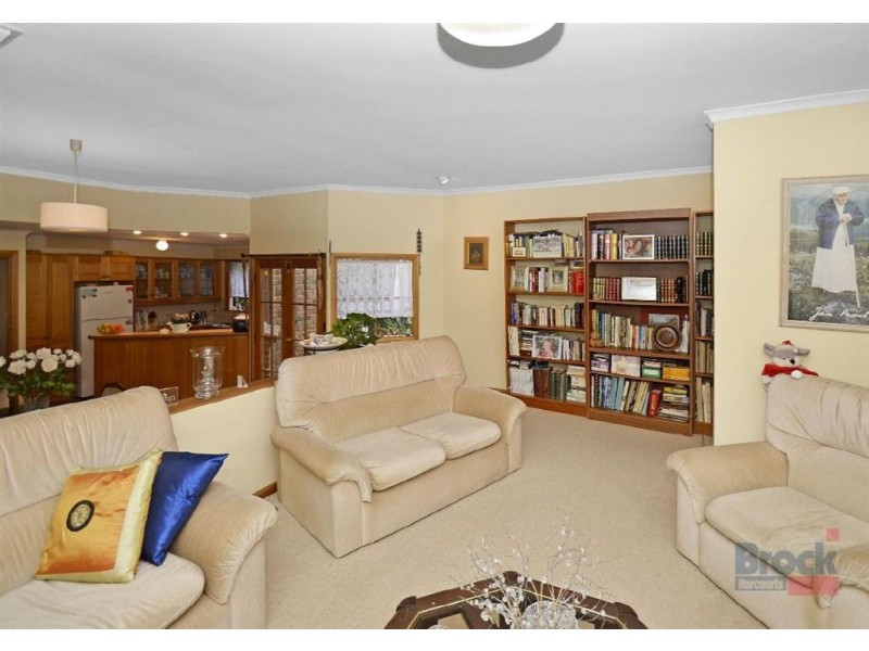 18a Moor Crescent, Hallett Cove SA 5158