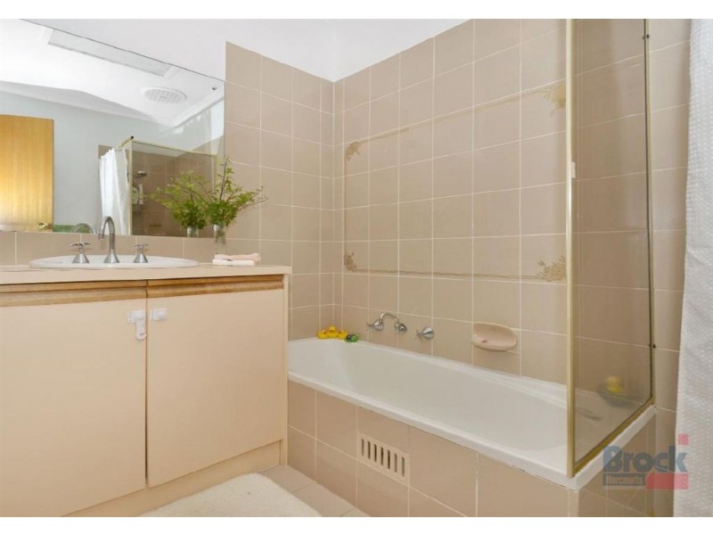 18a Moor Crescent, Hallett Cove SA 5158
