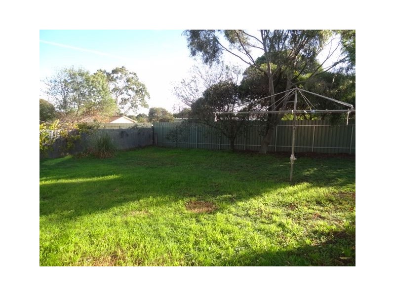 19 Isabella Rd, Morphett Vale SA 5162