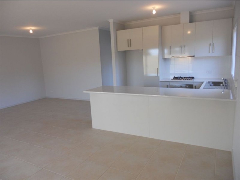 8 Yerong Street, Seacombe Gardens SA 5047