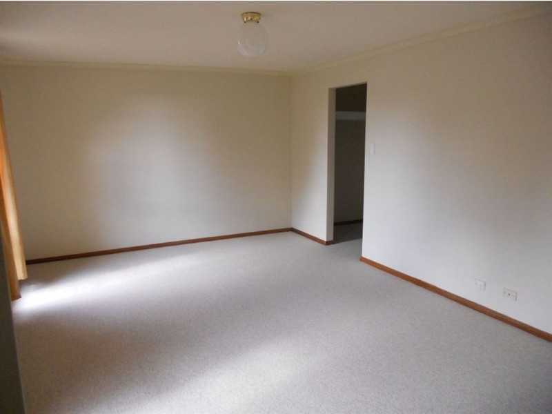 33 Rogana Street, Hallett Cove SA 5158