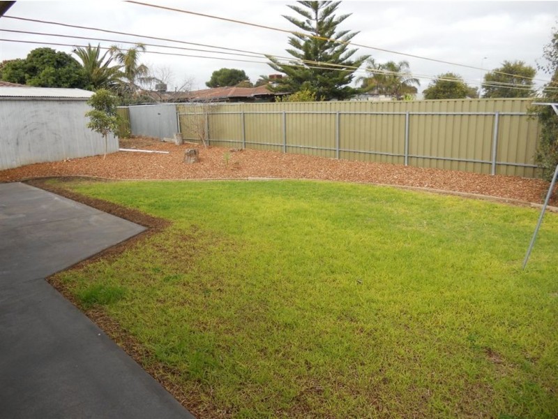 33 Rogana Street, Hallett Cove SA 5158