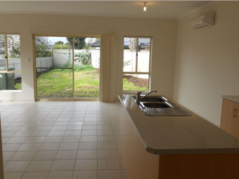 11 Day Street, Sturt SA 5047