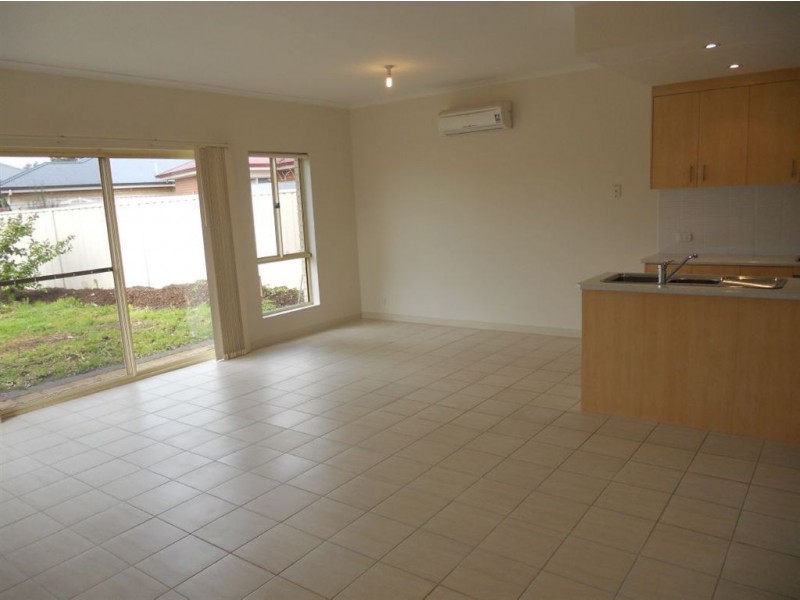 11 Day Street, Sturt SA 5047