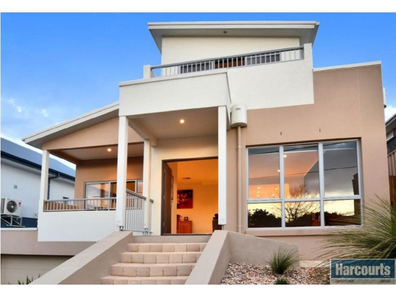 11 Barton Avenue, Kingston Park SA 5049