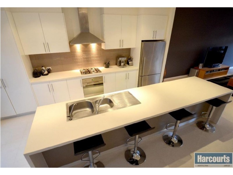 11 Barton Avenue, Kingston Park SA 5049