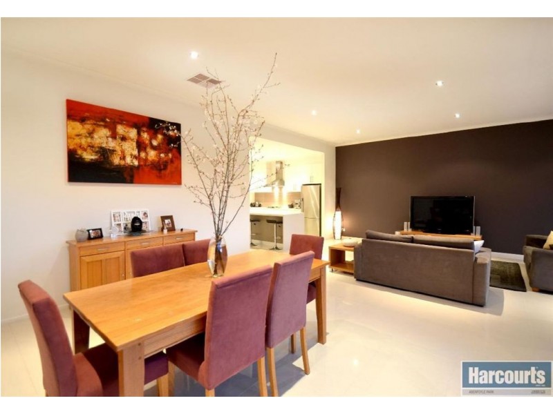 11 Barton Avenue, Kingston Park SA 5049