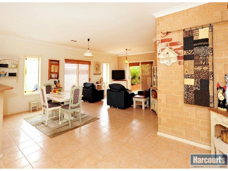 7 Carlisle Court, Hallett Cove SA 5158