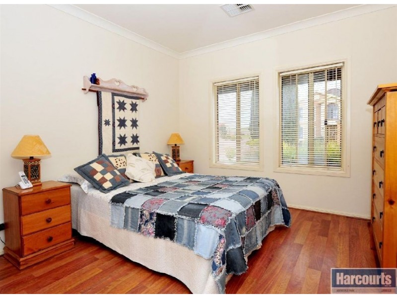 7 Carlisle Court, Hallett Cove SA 5158