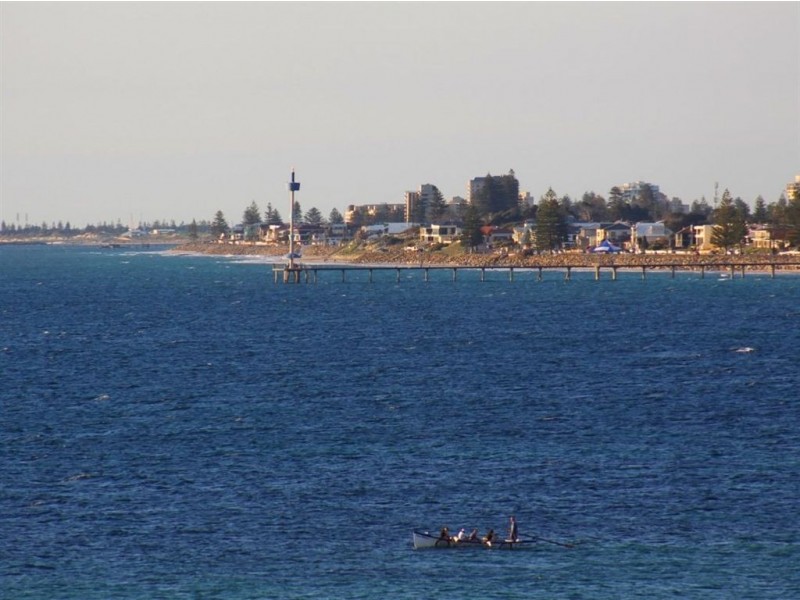 4/33A Burnham Road, Kingston Park SA 5049