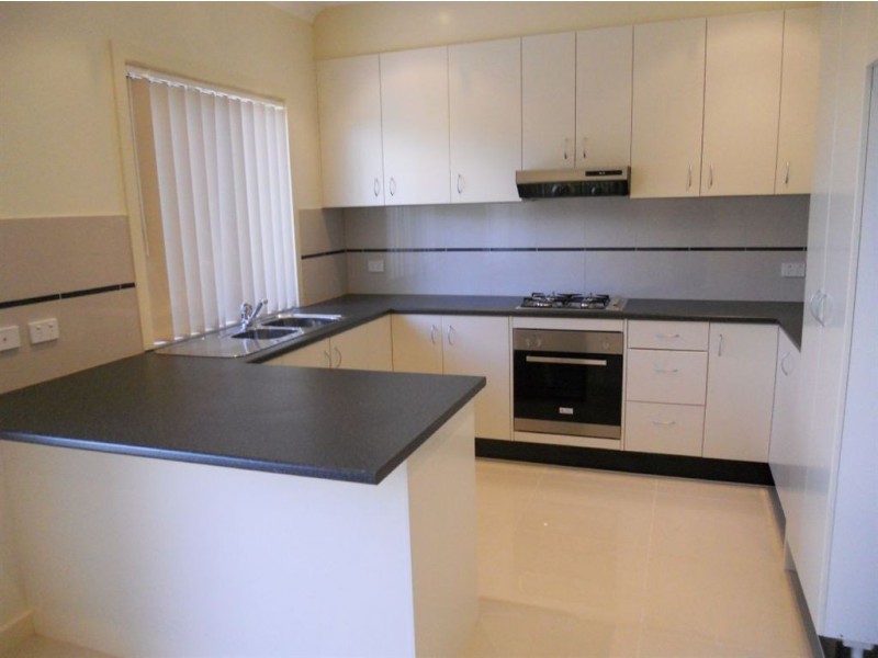 2/2 Walter Avenue, Mitchell Park SA 5043