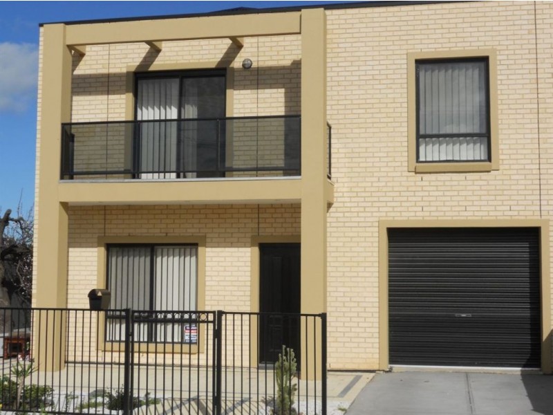1/2 Walter Avenue, Mitchell Park SA 5043