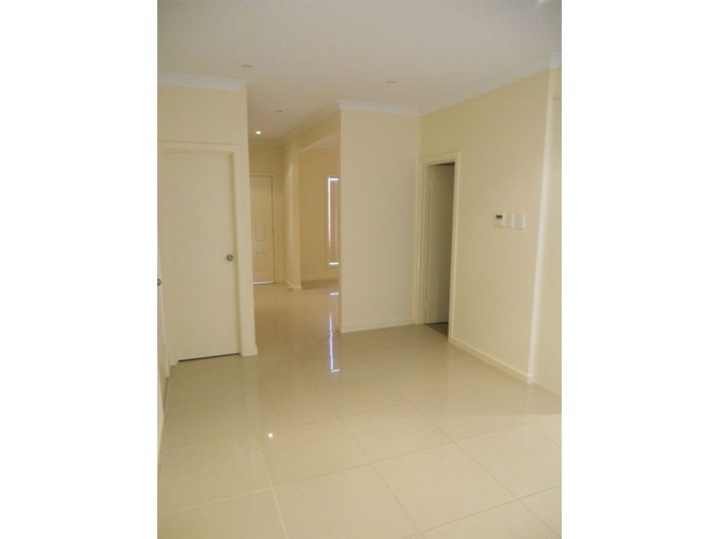 1/2 Walter Avenue, Mitchell Park SA 5043